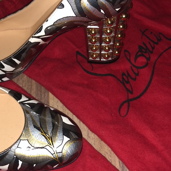 magnificent christian louisboutin limited Grey-Gold version - Picture 3 of 3